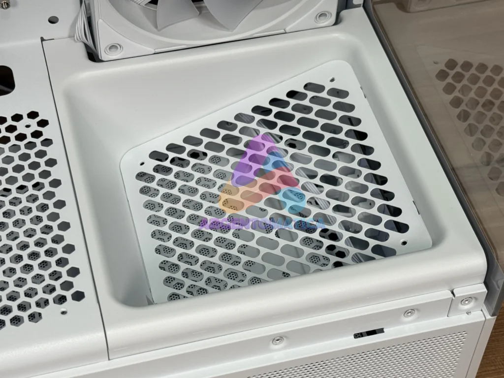 NZXT S5 RGB Review: una caja panorámica económica que no parece de entrada 17 vista ventiladores en diagonal